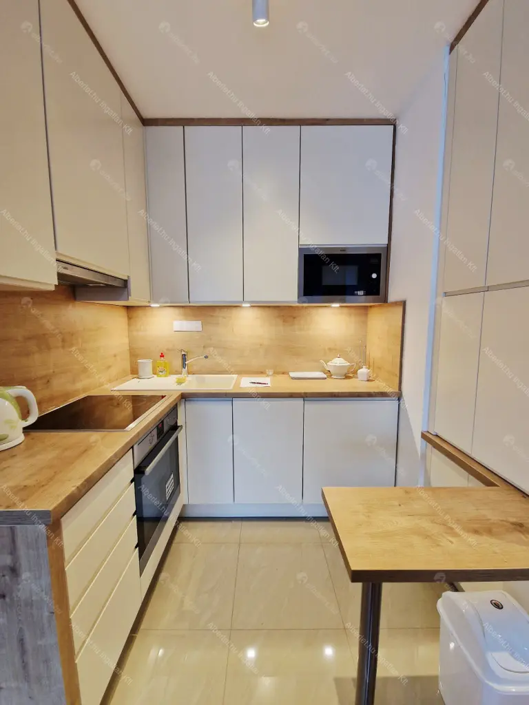 Kiadó albérlet 300000 Ft/hó áron: Budapest, I. kerület  Márvány utca. Mérete: 41 nm, 2 szobás | Alberlet.hu - 6700305