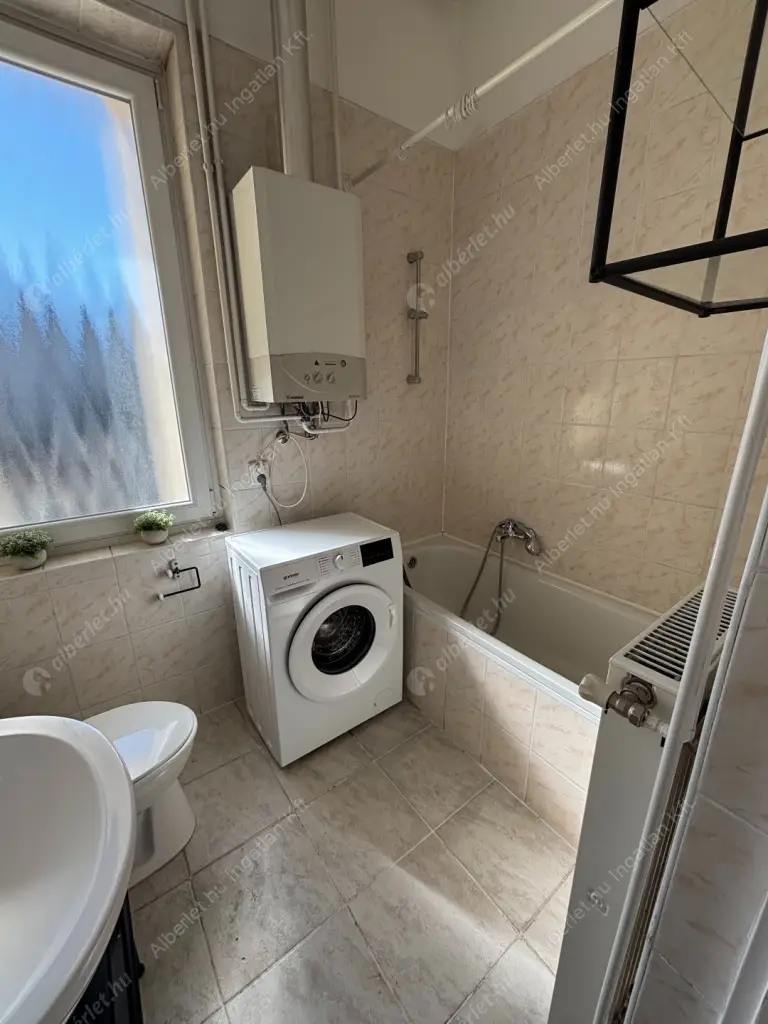 Kiadó albérlet 300000 Ft/hó áron: Budapest, I. kerület  Márvány utca. Mérete: 44 nm, 2 szobás | Alberlet.hu - 6556571