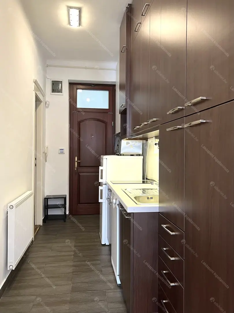 Kiadó albérlet 220000 Ft/hó áron: Budapest, I. kerület  Mátray utca. Mérete: 37 nm, 2 szobás | Alberlet.hu - 6699752