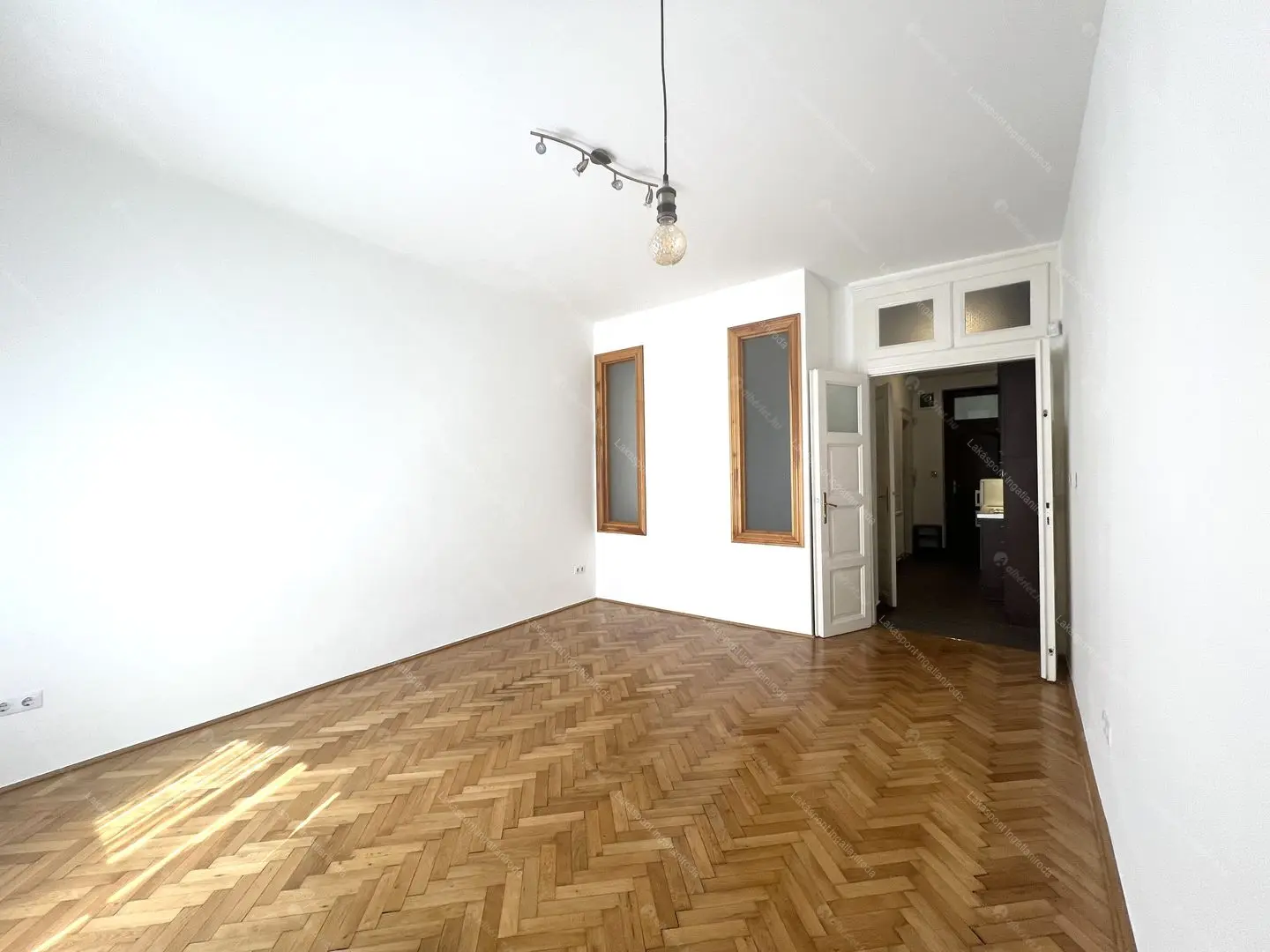 Kiadó albérlet 220000 Ft/hó áron: Budapest, I. kerület  Mátray utca. Mérete: 37 nm, 2 szobás | Alberlet.hu - 6699756