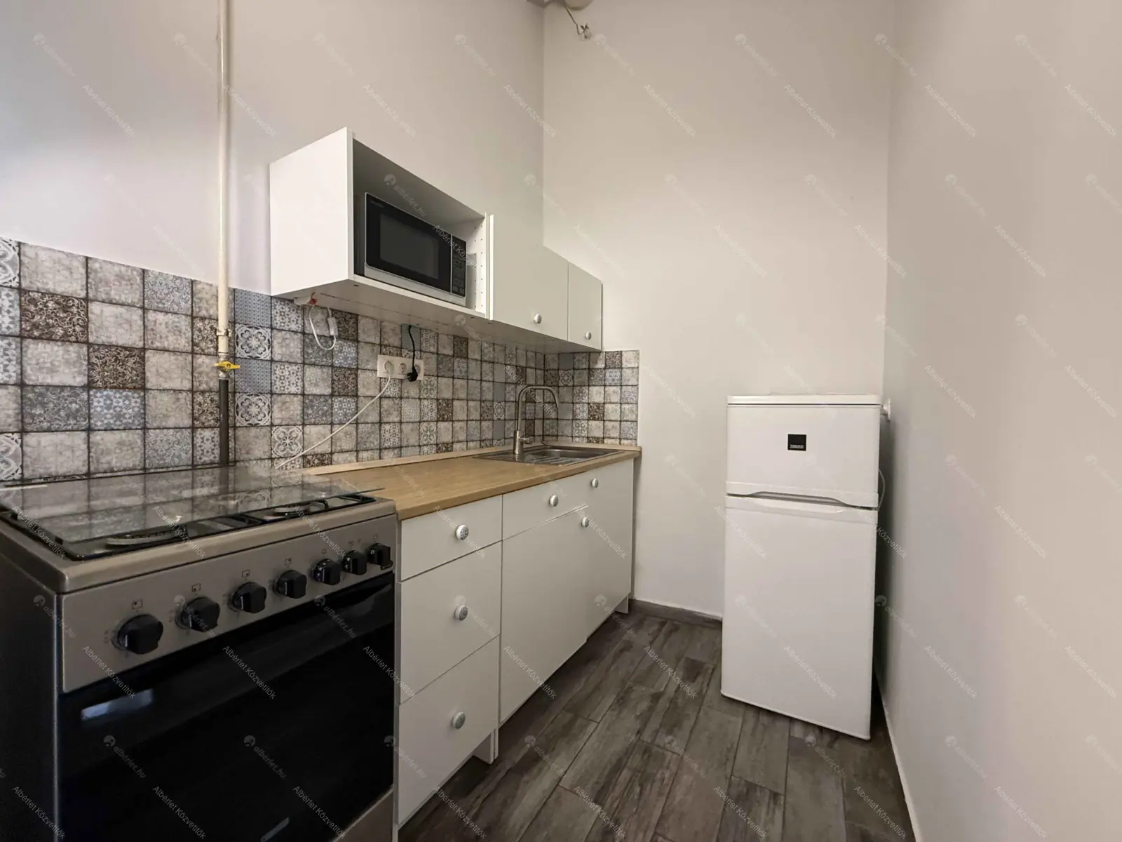 Kiadó albérlet 200000 Ft/hó áron: Budapest, I. kerület  Mészáros utca. Mérete: 40 nm, 1 szobás | Alberlet.hu - 6683772