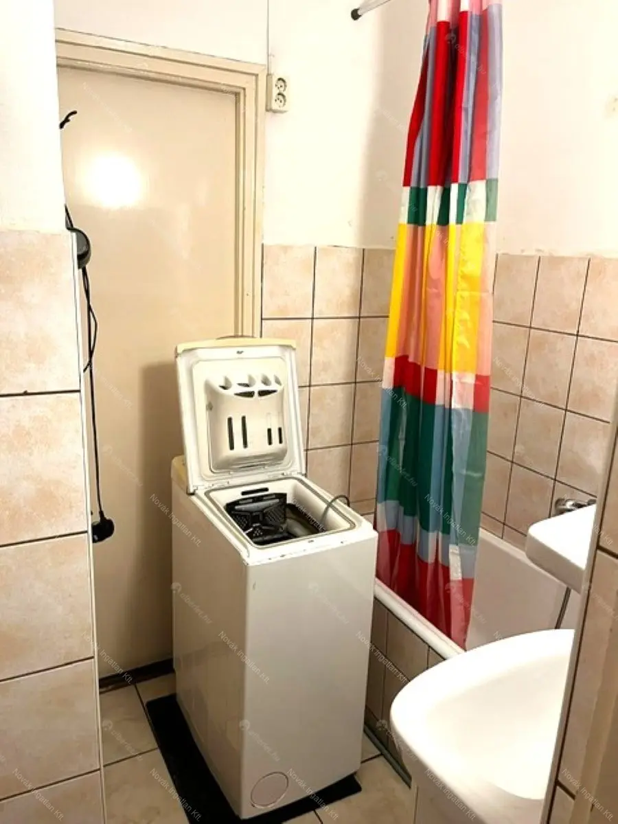 Kiadó albérlet 280000 Ft/hó áron: Budapest, I. kerület  Mihály utca. Mérete: 68 nm, 2 szobás | Alberlet.hu - 6650945