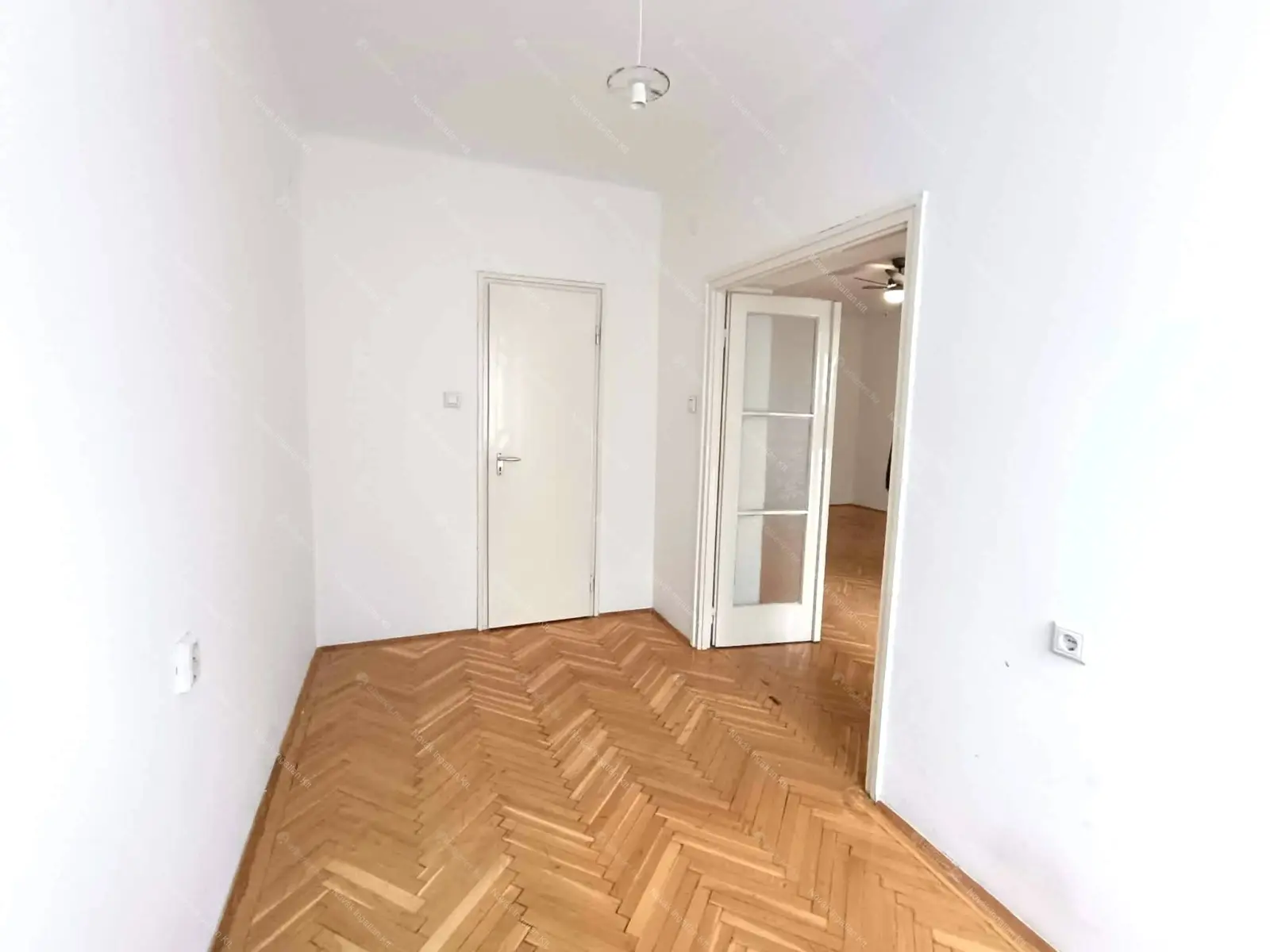 Kiadó albérlet 280000 Ft/hó áron: Budapest, I. kerület  Mihály utca. Mérete: 68 nm, 2 szobás | Alberlet.hu - 6655539