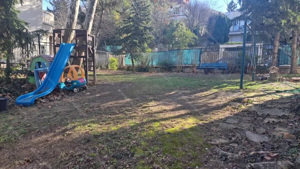 Kiadó albérlet 300000000 Ft/hó áron: Budapest, I. kerület  Mihály utca. Mérete: 68 nm, 2 szobás | Alberlet.hu - 6651454