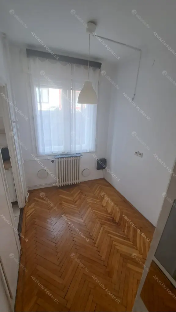 Kiadó albérlet 300000000 Ft/hó áron: Budapest, I. kerület  Mihály utca. Mérete: 68 nm, 2 szobás | Alberlet.hu - 6651457