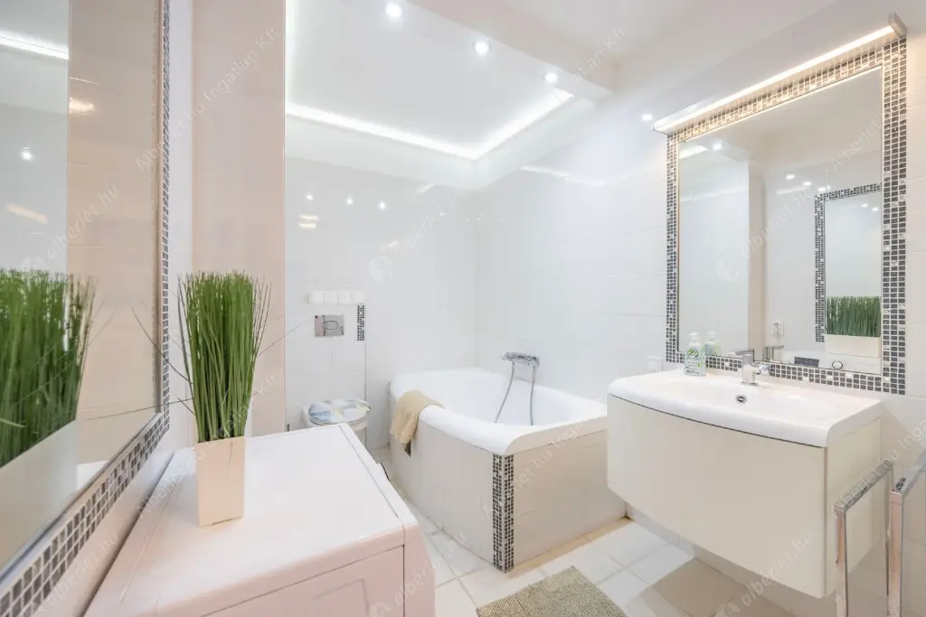 Kiadó albérlet 369000 Ft/hó áron: Budapest, I. kerület  Naphegy utca. Mérete: 55 nm, 1 szobás | Alberlet.hu - 6619625