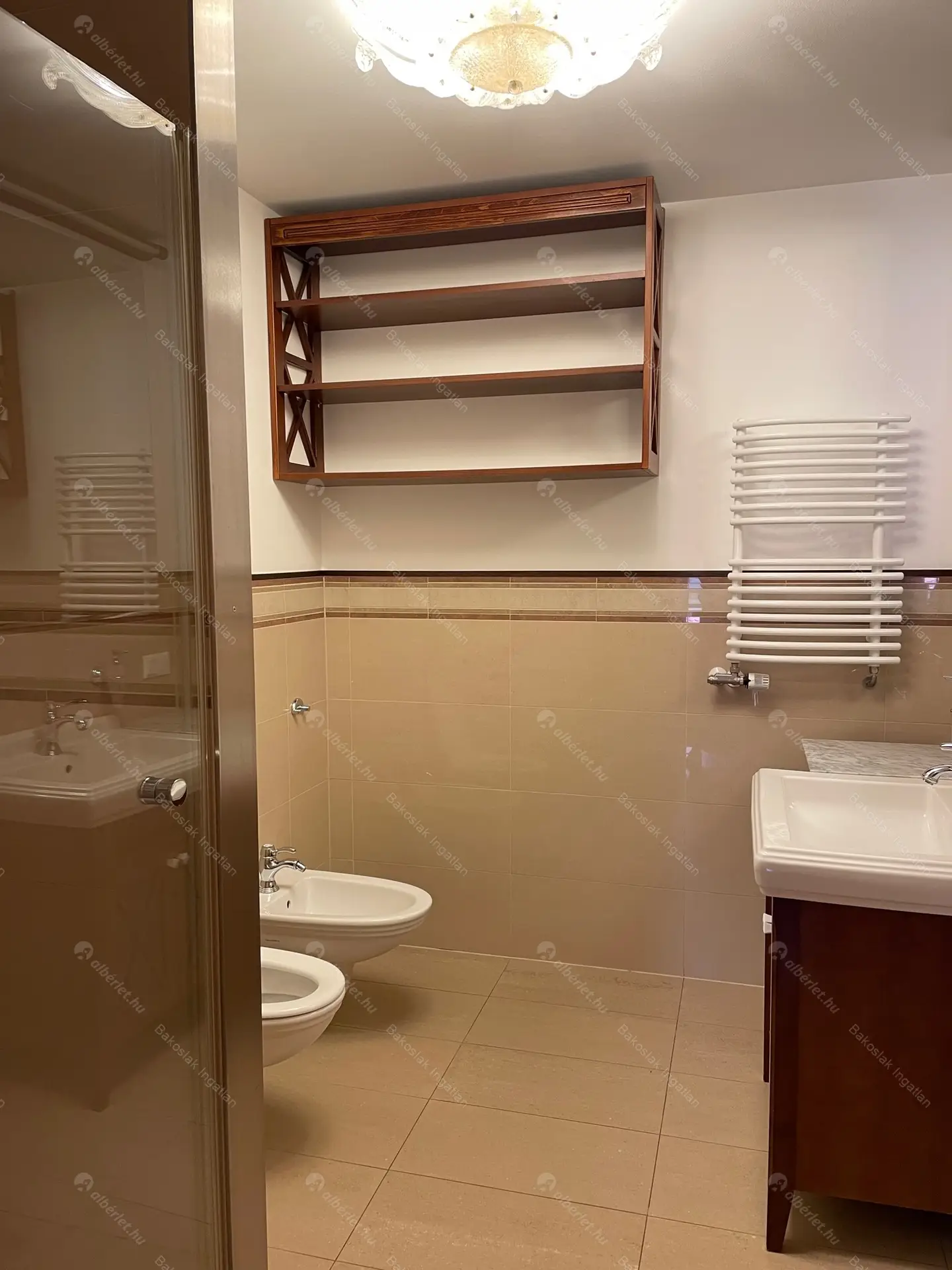 Kiadó albérlet 971000 Ft/hó áron: Budapest, I. kerület  Országház utca. Mérete: 160 nm, 4 szobás | Alberlet.hu - 6048110