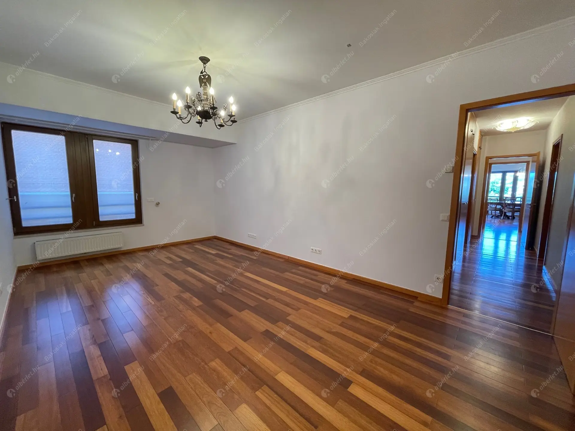 Kiadó albérlet 971000 Ft/hó áron: Budapest, I. kerület  Országház utca. Mérete: 160 nm, 4 szobás | Alberlet.hu - 6048112