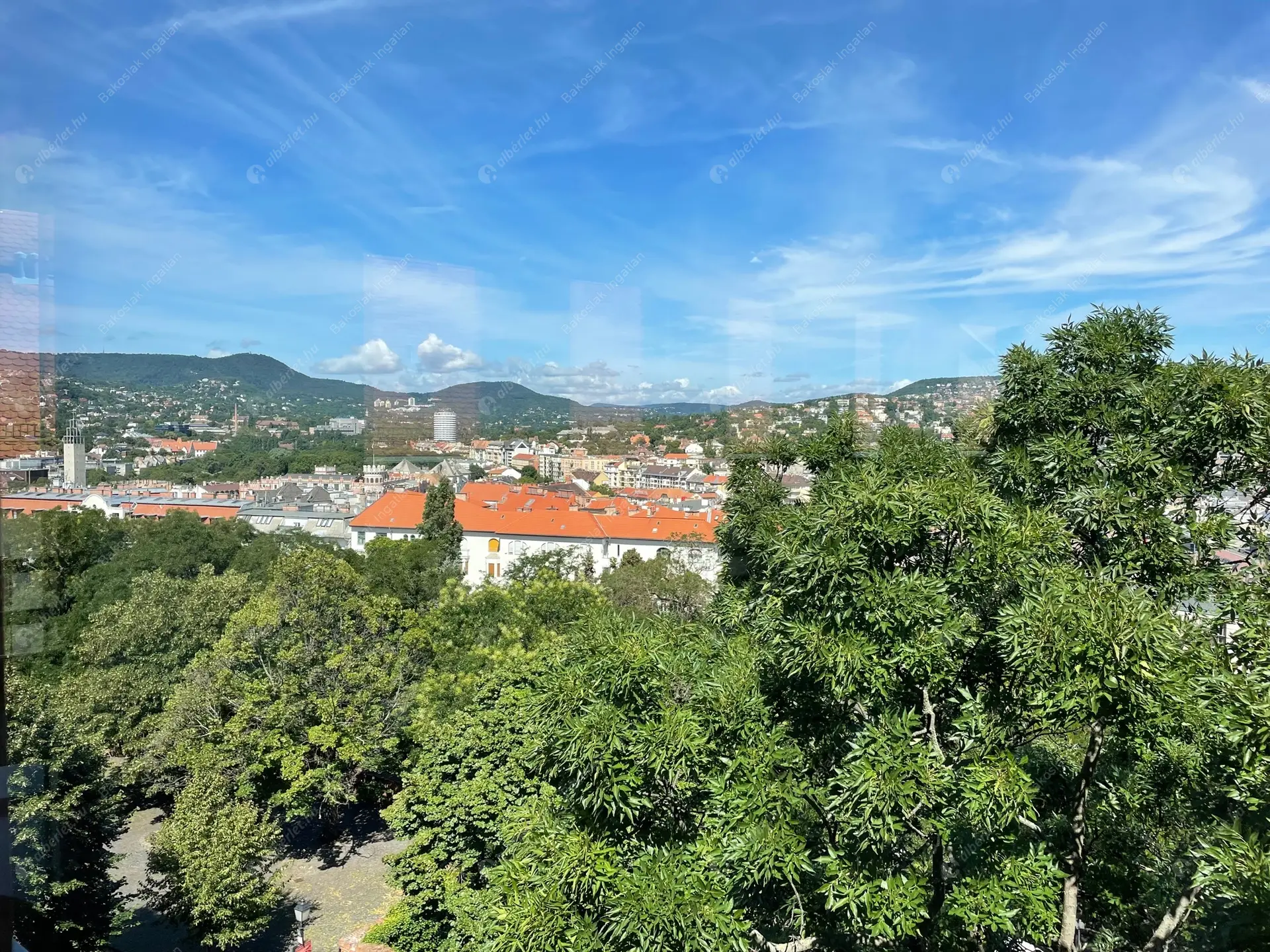 Kiadó albérlet 971000 Ft/hó áron: Budapest, I. kerület  Országház utca. Mérete: 160 nm, 4 szobás | Alberlet.hu - 6048116