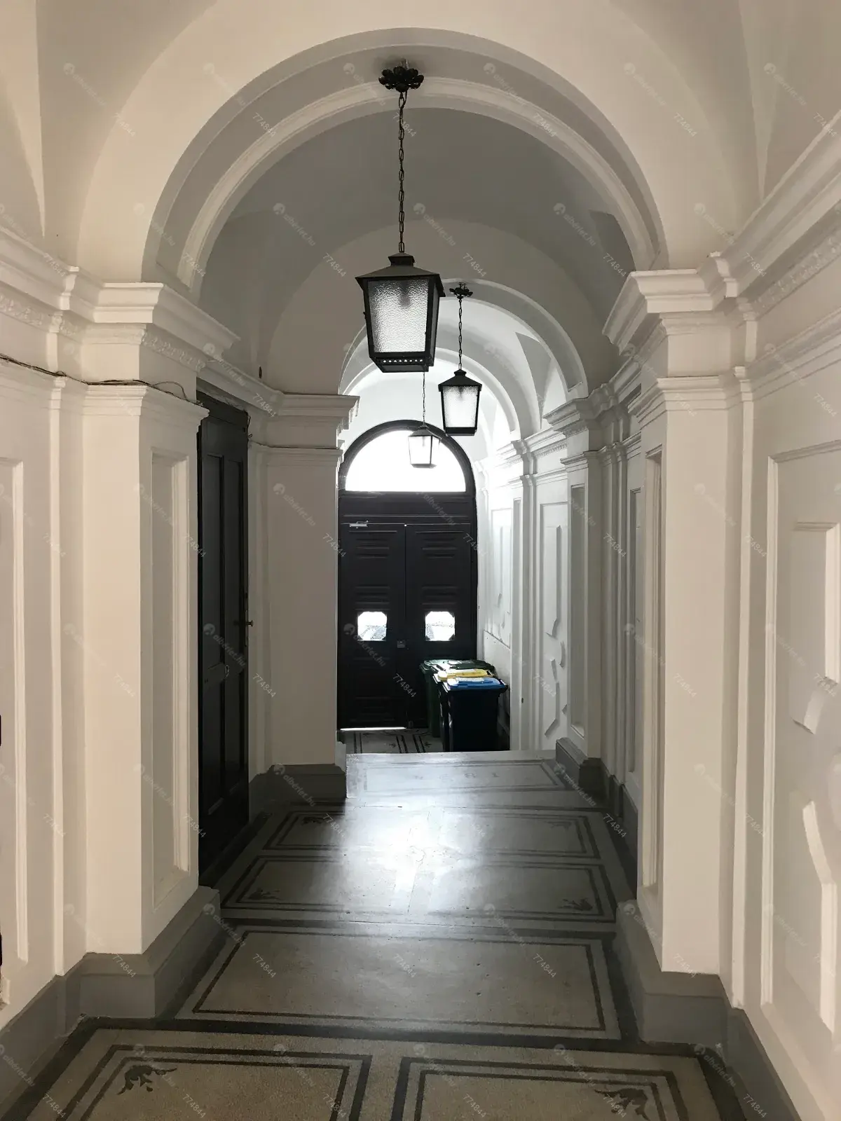 Kiadó albérlet 245000 Ft/hó áron: Budapest, I. kerület  Országház utca. Mérete: 30 nm, 1 szobás | Alberlet.hu - 6656817