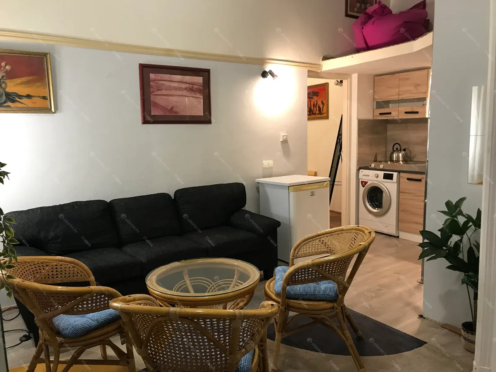 Kiadó albérlet 245000 Ft/hó áron: Budapest, I. kerület  Országház utca. Mérete: 30 nm, 1 szobás | Alberlet.hu - 6656825