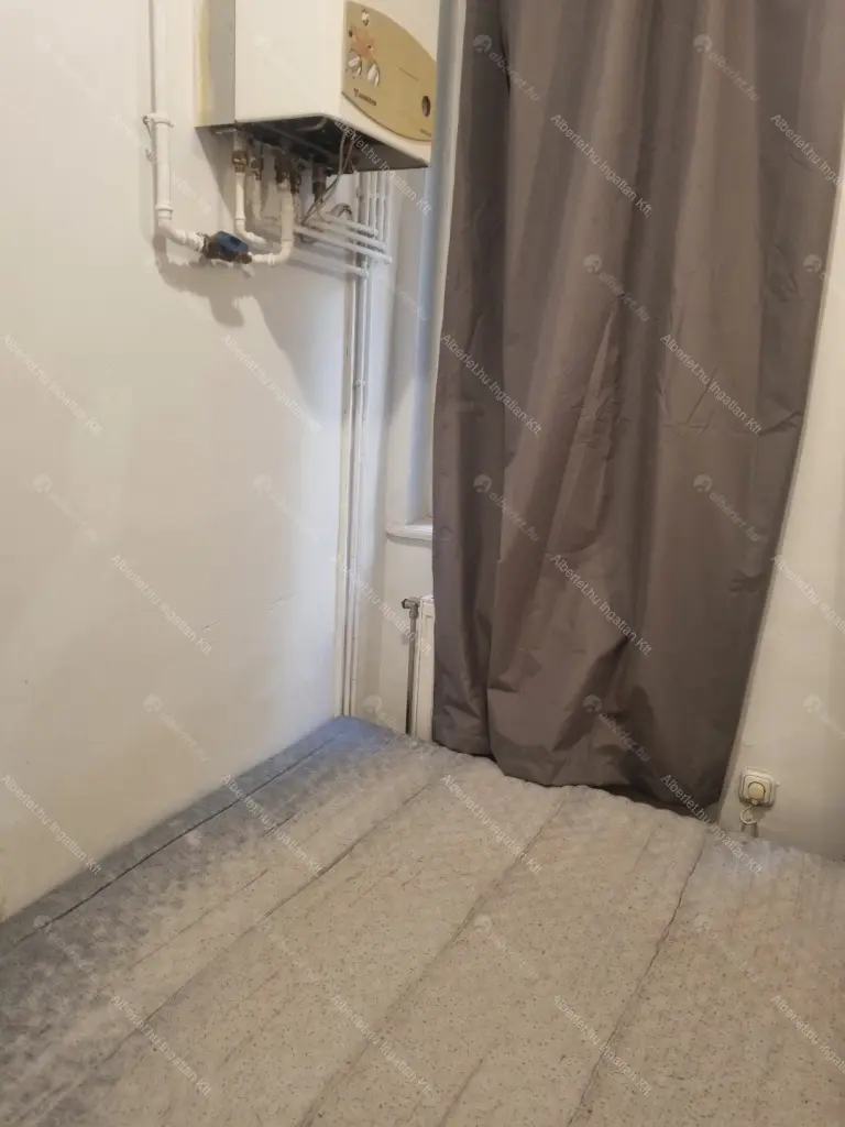 Kiadó albérlet 235000 Ft/hó áron: Budapest, I. kerület  Országház utca. Mérete: 30 nm, 1 szobás | Alberlet.hu - 6681054