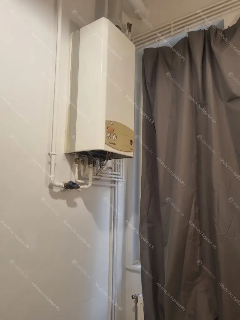 Kiadó albérlet 235000 Ft/hó áron: Budapest, I. kerület  Országház utca. Mérete: 30 nm, 1 szobás | Alberlet.hu - 6681055