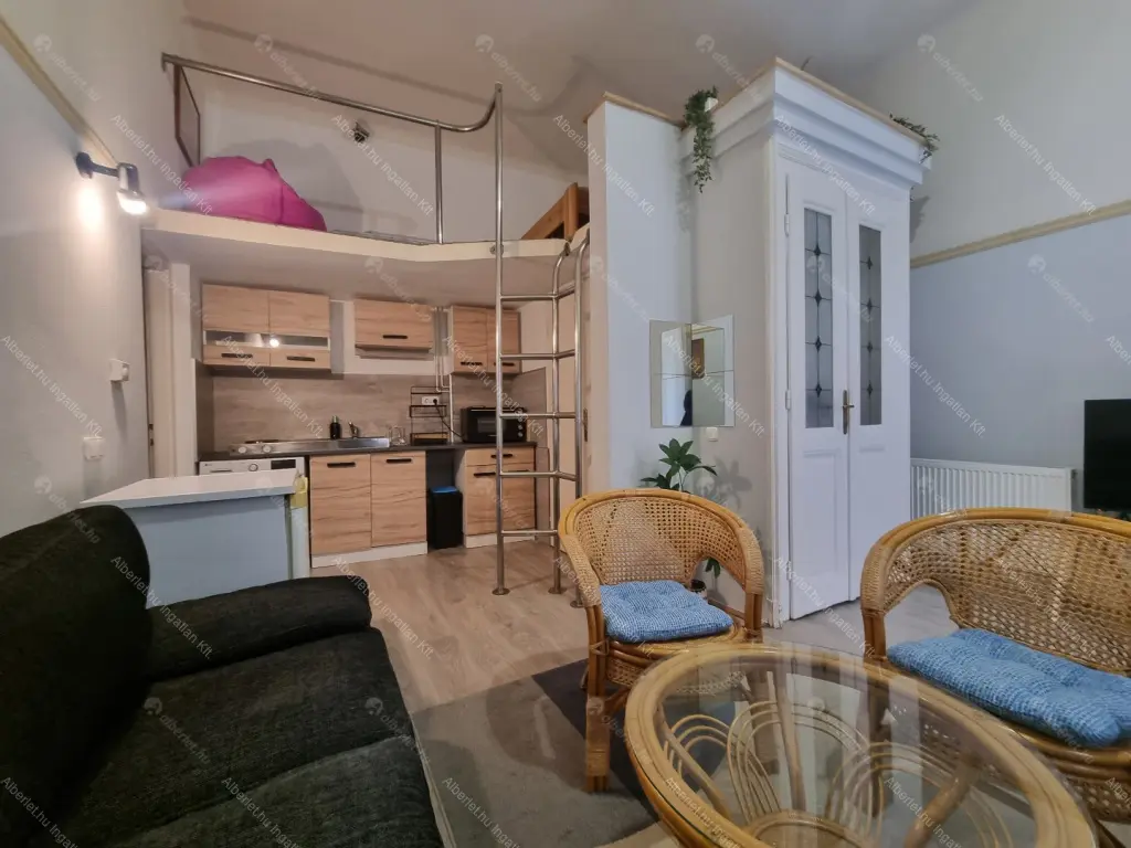 Kiadó albérlet 235000 Ft/hó áron: Budapest, I. kerület  Országház utca. Mérete: 30 nm, 1 szobás | Alberlet.hu - 6681057