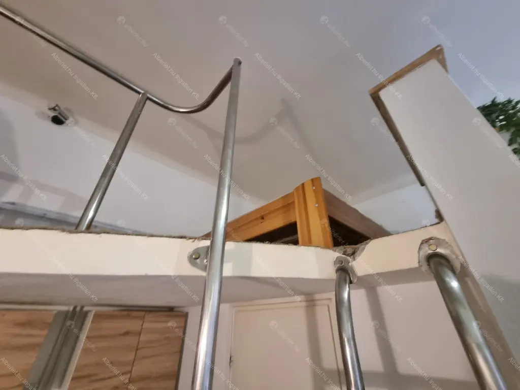 Kiadó albérlet 235000 Ft/hó áron: Budapest, I. kerület  Országház utca. Mérete: 30 nm, 1 szobás | Alberlet.hu - 6681058