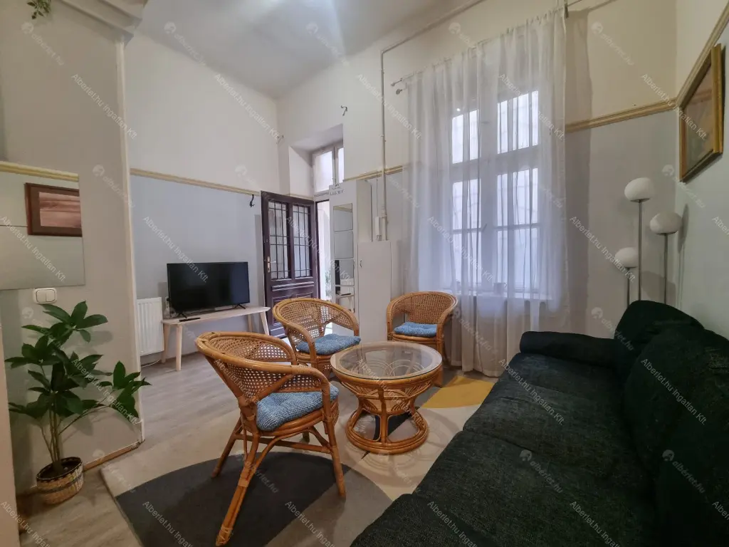 Kiadó albérlet 235000 Ft/hó áron: Budapest, I. kerület  Országház utca. Mérete: 30 nm, 1 szobás | Alberlet.hu - 6681064