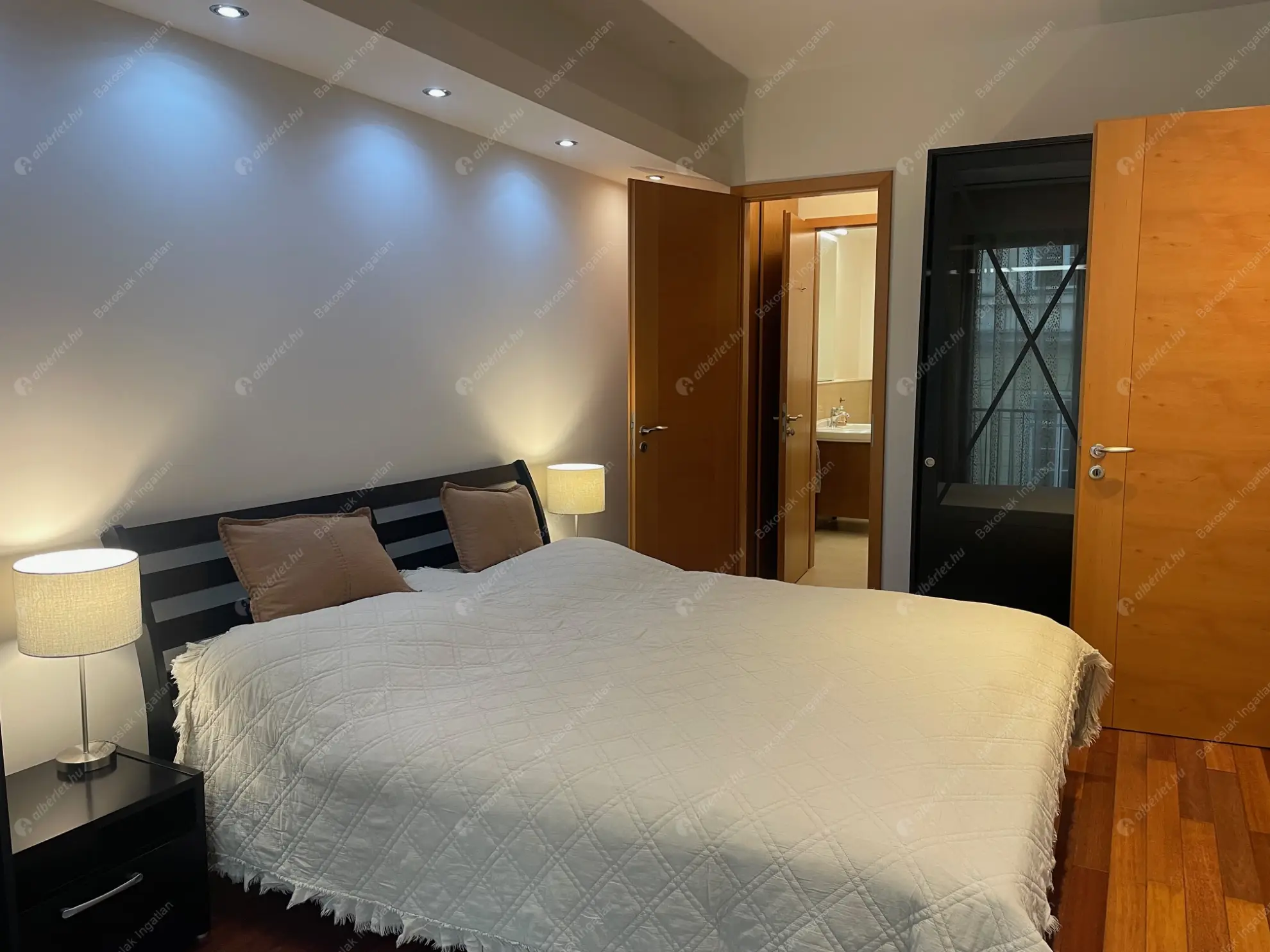 Kiadó albérlet 539000 Ft/hó áron: Budapest, I. kerület  Országház utca. Mérete: 63 nm, 2 szobás | Alberlet.hu - 6604618