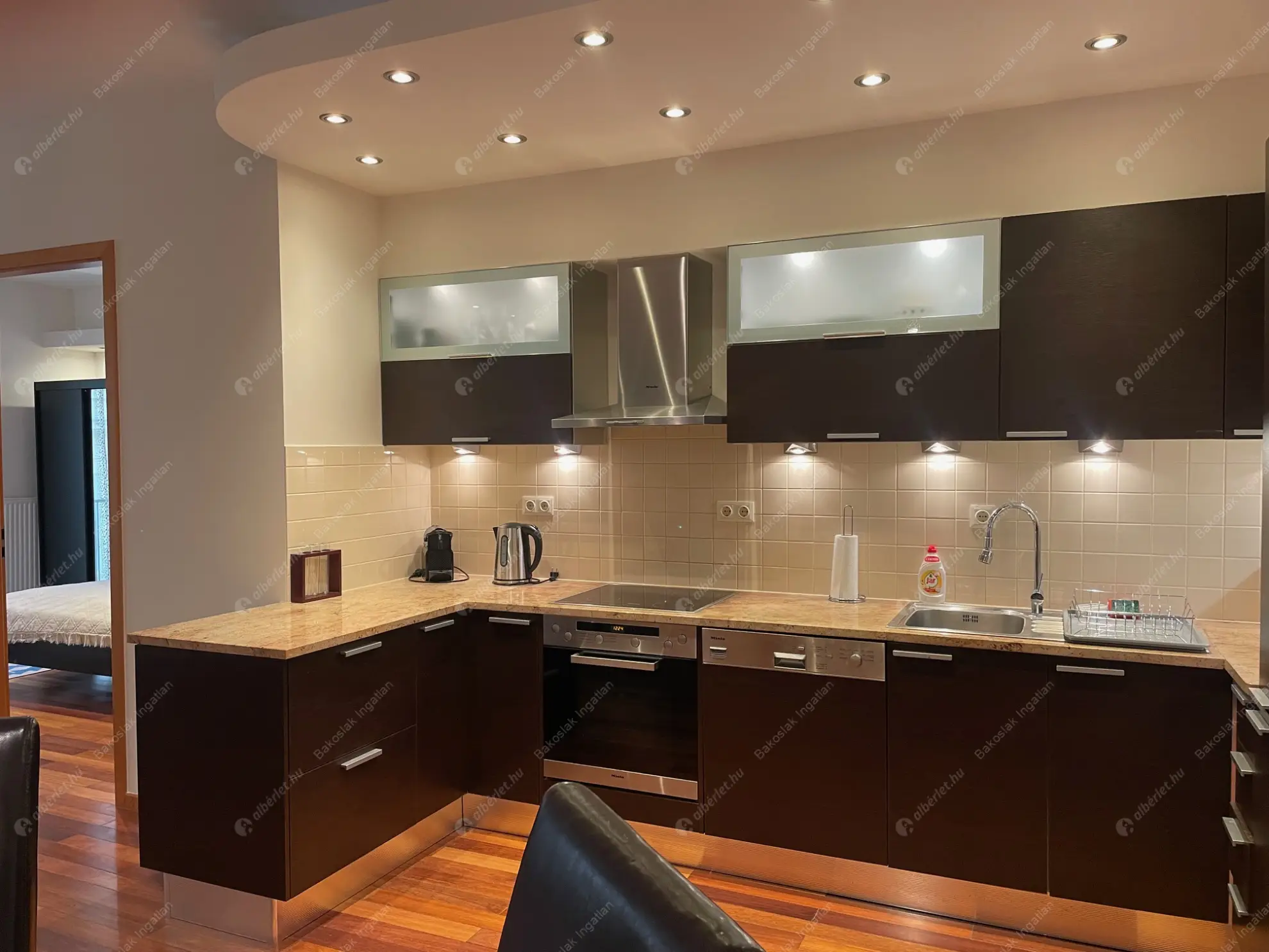 Kiadó albérlet 539000 Ft/hó áron: Budapest, I. kerület  Országház utca. Mérete: 63 nm, 2 szobás | Alberlet.hu - 6604624