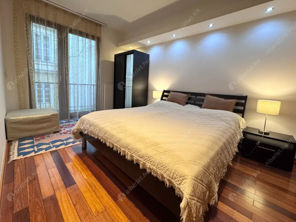 Kiadó albérlet 487000 Ft/hó áron: Budapest, I. kerület  Országház utca. Mérete: 63 nm, 2 szobás | Alberlet.hu - 6606060