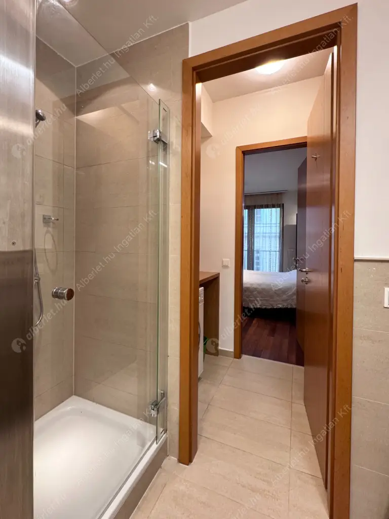 Kiadó albérlet 487000 Ft/hó áron: Budapest, I. kerület  Országház utca. Mérete: 63 nm, 2 szobás | Alberlet.hu - 6606069