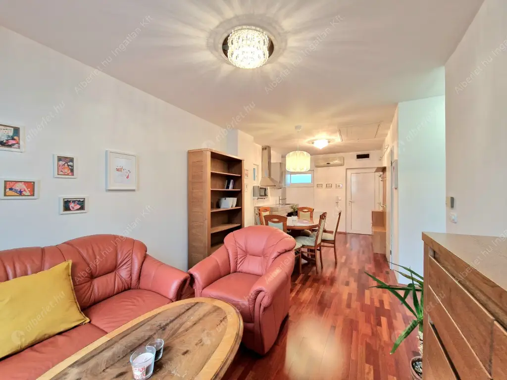 Kiadó albérlet 270000 Ft/hó áron: Budapest, I. kerület  Pálya utca. Mérete: 50 nm, 2 szobás | Alberlet.hu - 5832675