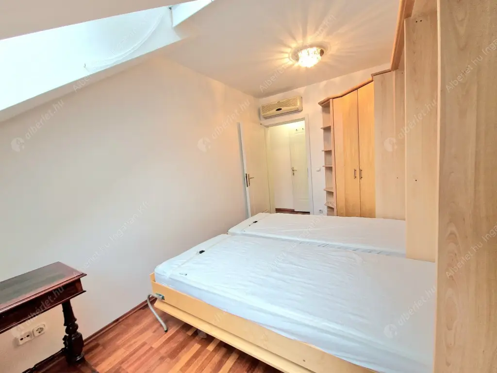 Kiadó albérlet 270000 Ft/hó áron: Budapest, I. kerület  Pálya utca. Mérete: 50 nm, 2 szobás | Alberlet.hu - 5832682