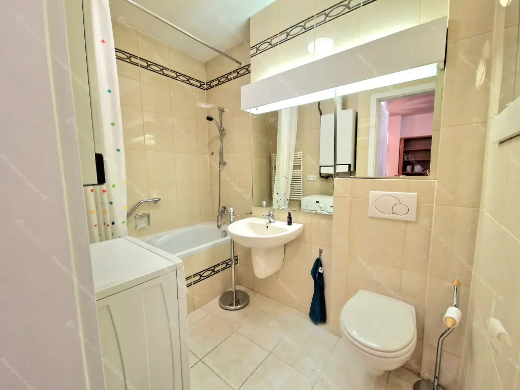 Kiadó albérlet 250000 Ft/hó áron: Budapest, I. kerület  Pálya utca. Mérete: 50 nm, 2 szobás | Alberlet.hu - 6703531