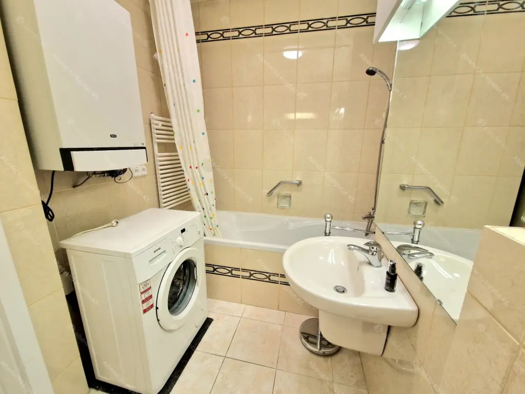 Kiadó albérlet 250000 Ft/hó áron: Budapest, I. kerület  Pálya utca. Mérete: 50 nm, 2 szobás | Alberlet.hu - 6703533