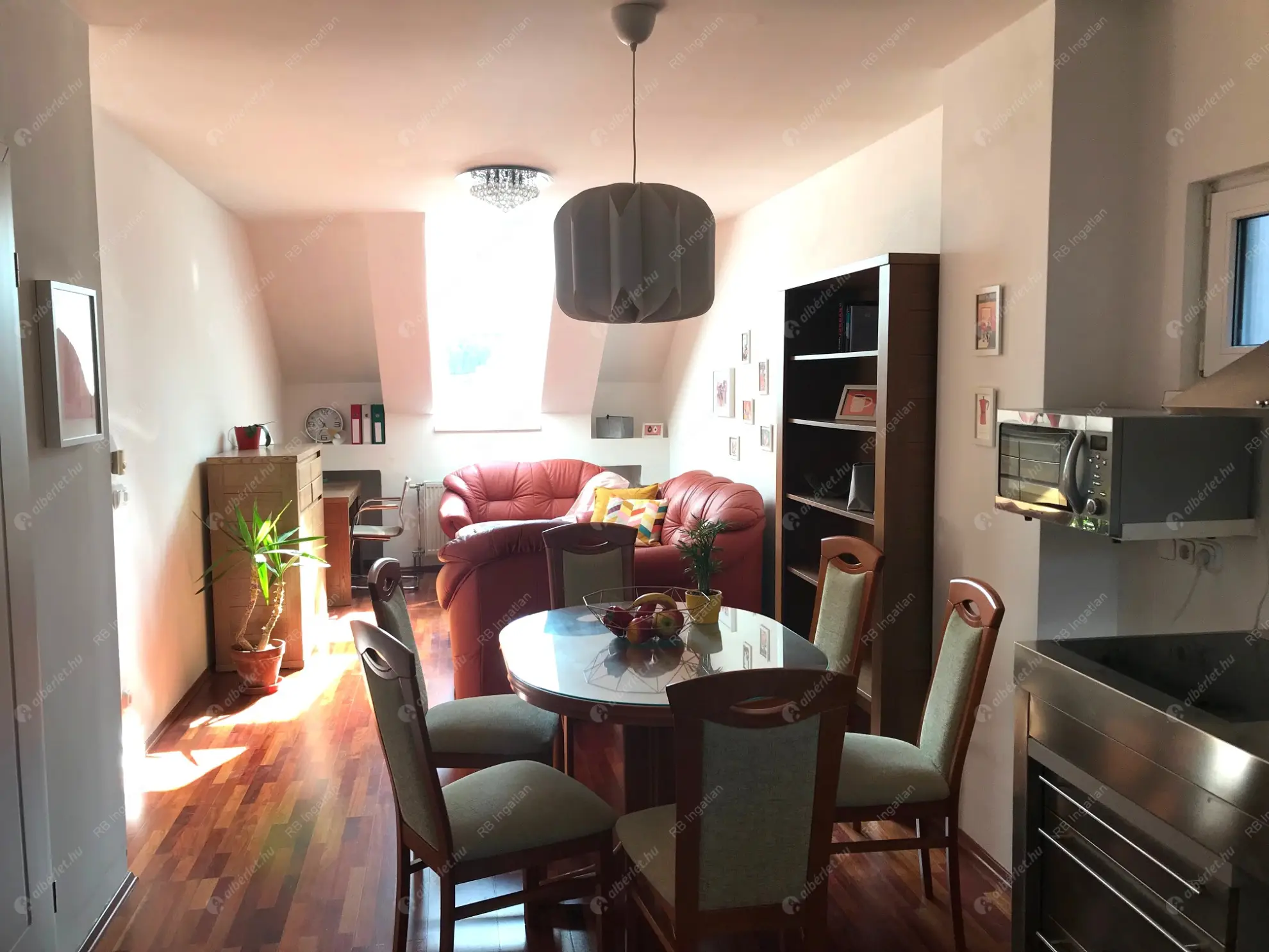 Kiadó albérlet 270000 Ft/hó áron: Budapest, I. kerület  Pálya utca. Mérete: 50 nm, 2 szobás | Alberlet.hu - 6621254