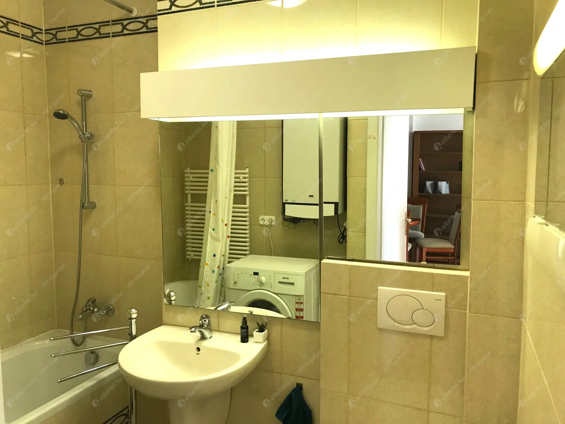 Kiadó albérlet 270000 Ft/hó áron: Budapest, I. kerület  Pálya utca. Mérete: 50 nm, 2 szobás | Alberlet.hu - 6621264