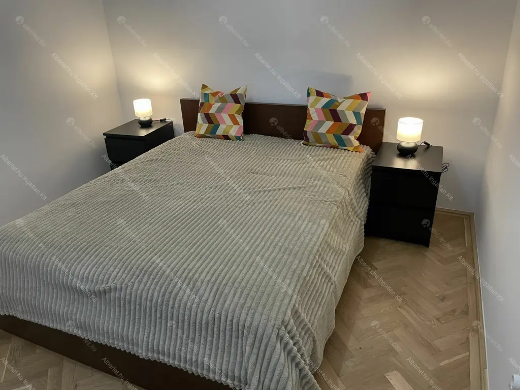 Kiadó albérlet 295000 Ft/hó áron: Budapest, I. kerület  Pauler utca. Mérete: 55 nm, 2 szobás | Alberlet.hu - 6679323