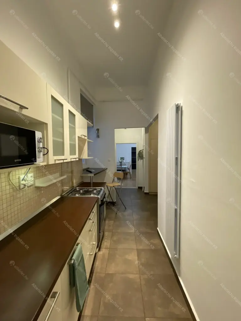 Kiadó albérlet 295000 Ft/hó áron: Budapest, I. kerület  Pauler utca. Mérete: 55 nm, 2 szobás | Alberlet.hu - 6679331