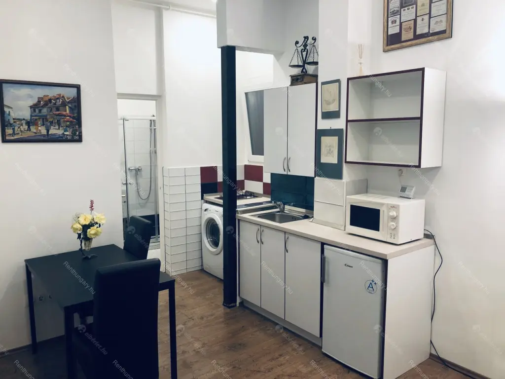 Kiadó albérlet 155000 Ft/hó áron: Budapest, I. kerület  Ponty utca. Mérete: 26 nm, 1 szobás | Alberlet.hu - 6641394