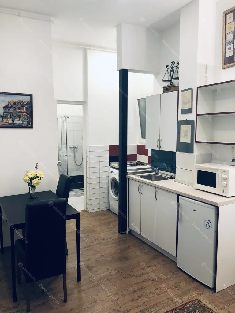 Kiadó albérlet 155000 Ft/hó áron: Budapest, I. kerület  Ponty utca. Mérete: 26 nm, 1 szobás | Alberlet.hu - 6641396