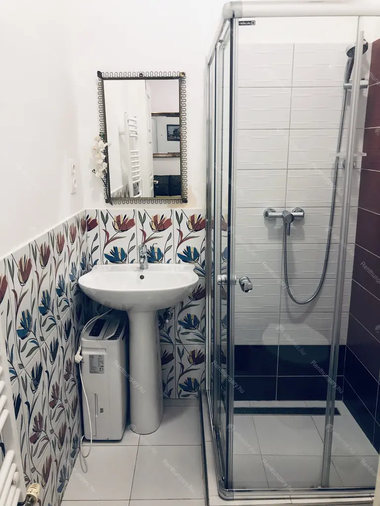 Kiadó albérlet 155000 Ft/hó áron: Budapest, I. kerület  Ponty utca. Mérete: 26 nm, 1 szobás | Alberlet.hu - 6641399