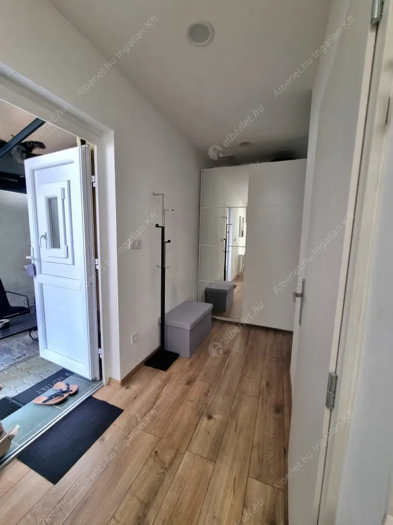 Kiadó albérlet 300000 Ft/hó áron: Budapest, I. kerület  Szabó Ilonka utca. Mérete: 39 nm, 2 szobás | Alberlet.hu - 6615513