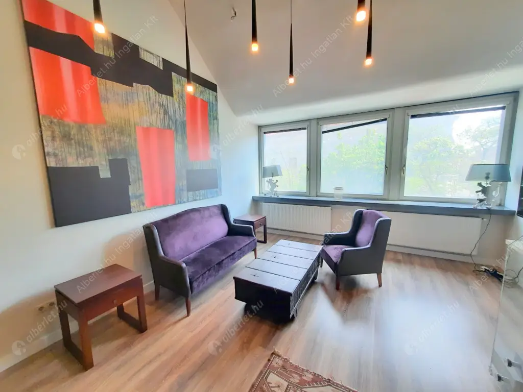 Kiadó albérlet 656000 Ft/hó áron: Budapest, I. kerület  Szentháromság tér. Mérete: 78 nm, 2 szobás | Alberlet.hu - 6625337