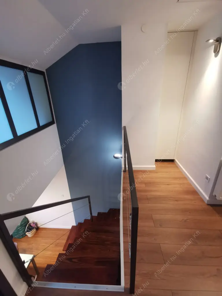 Kiadó albérlet 600000 Ft/hó áron: Budapest, I. kerület  Toldy Ferenc utca. Mérete: 105 nm, 5 szobás | Alberlet.hu - 6572984
