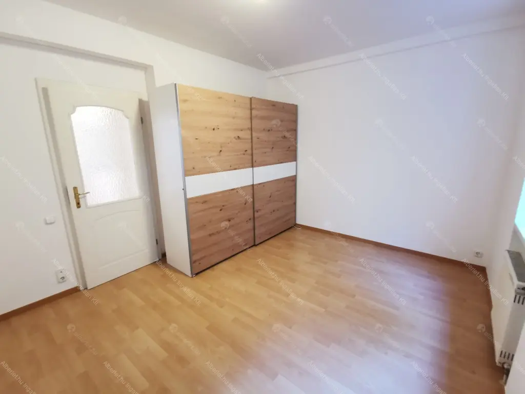 Kiadó albérlet 310000 Ft/hó áron: Budapest, I. kerület  Toldy Ferenc utca. Mérete: 62 nm, 2 szobás | Alberlet.hu - 6691410