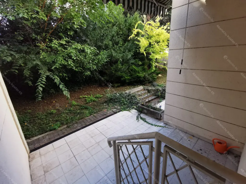 Kiadó albérlet 310000 Ft/hó áron: Budapest, I. kerület  Toldy Ferenc utca. Mérete: 62 nm, 2 szobás | Alberlet.hu - 6691425