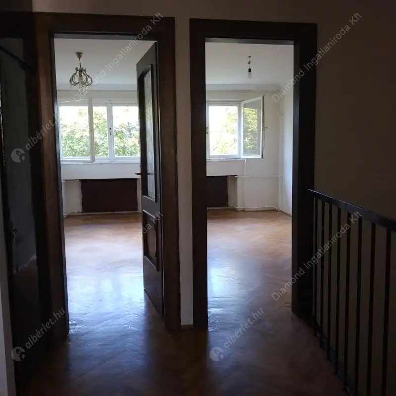 Kiadó albérlet 430000 Ft/hó áron: Budapest, I. kerület  Úri utca. Mérete: 100 nm, 3 szobás | Alberlet.hu - 5051030