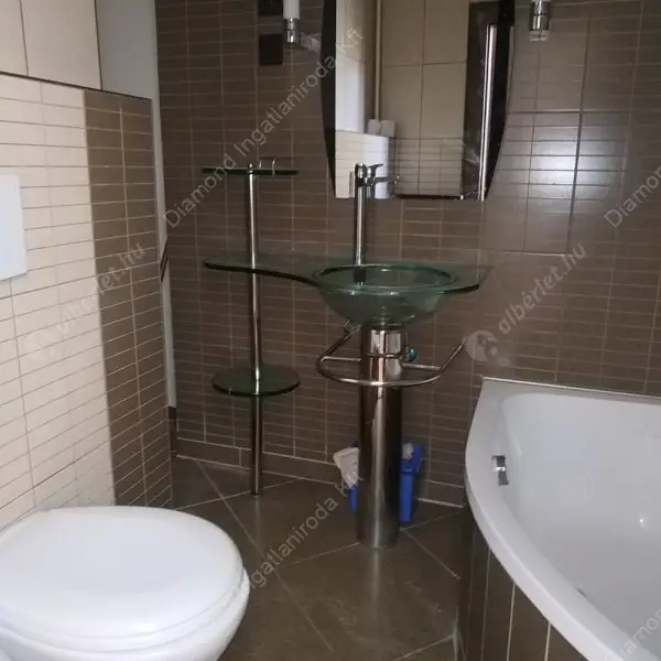 Kiadó albérlet 430000 Ft/hó áron: Budapest, I. kerület  Úri utca. Mérete: 100 nm, 3 szobás | Alberlet.hu - 5051031