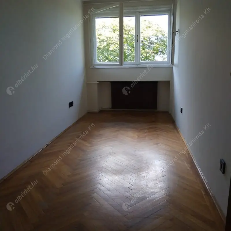 Kiadó albérlet 430000 Ft/hó áron: Budapest, I. kerület  Úri utca. Mérete: 100 nm, 3 szobás | Alberlet.hu - 5051035