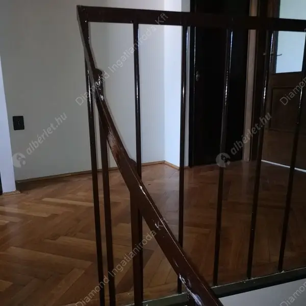 Kiadó albérlet 430000 Ft/hó áron: Budapest, I. kerület  Úri utca. Mérete: 100 nm, 3 szobás | Alberlet.hu - 5051036