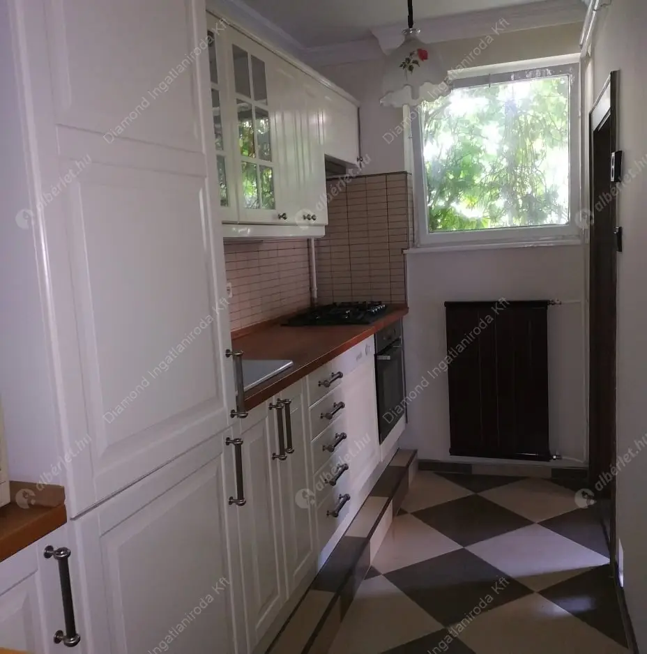 Kiadó albérlet 430000 Ft/hó áron: Budapest, I. kerület  Úri utca. Mérete: 100 nm, 3 szobás | Alberlet.hu - 5051046