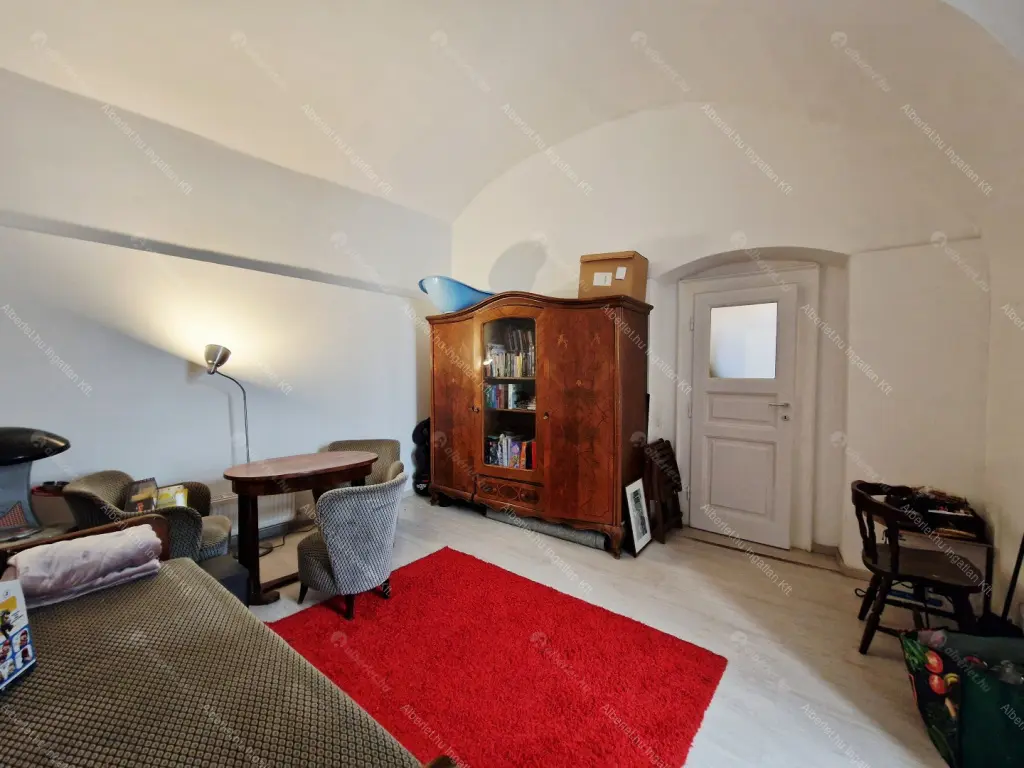 Kiadó albérlet 390000 Ft/hó áron: Budapest, I. kerület  Úri utca. Mérete: 72 nm, 2 szobás | Alberlet.hu - 6705992