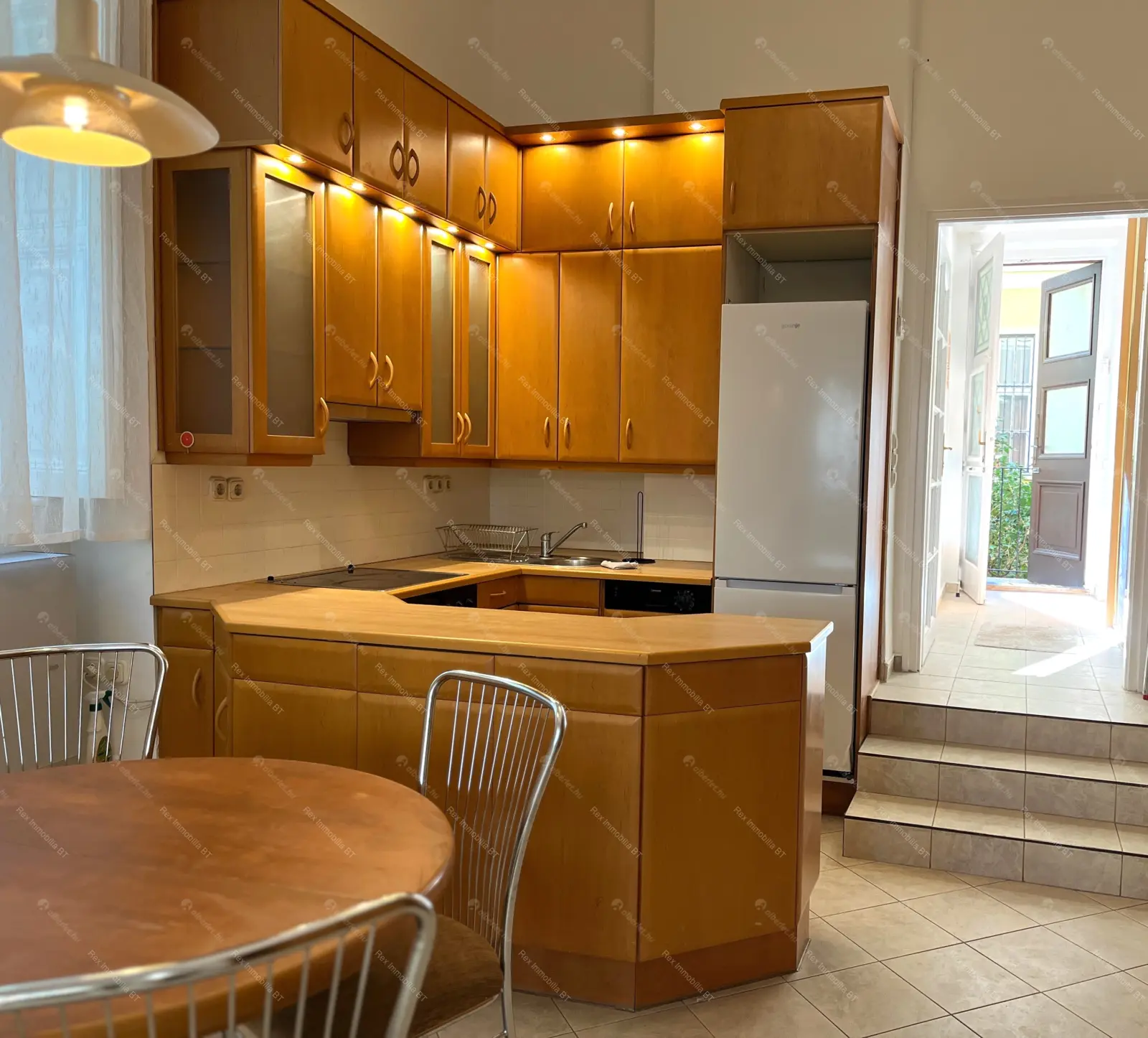 Kiadó albérlet 295000 Ft/hó áron: Budapest, I. kerület  Úri utca. Mérete: 75 nm, 1 szobás | Alberlet.hu - 6675465