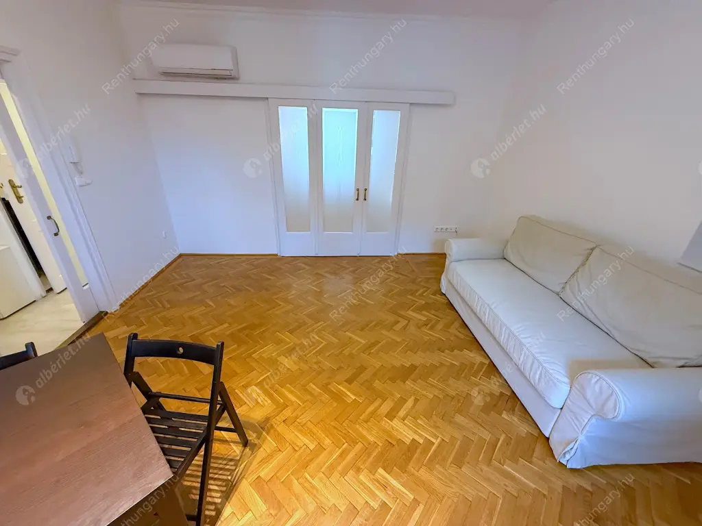 Kiadó albérlet 250000 Ft/hó áron: Budapest, I. kerület  Várfok utca. Mérete: 45 nm, 1 szobás | Alberlet.hu - 6606223