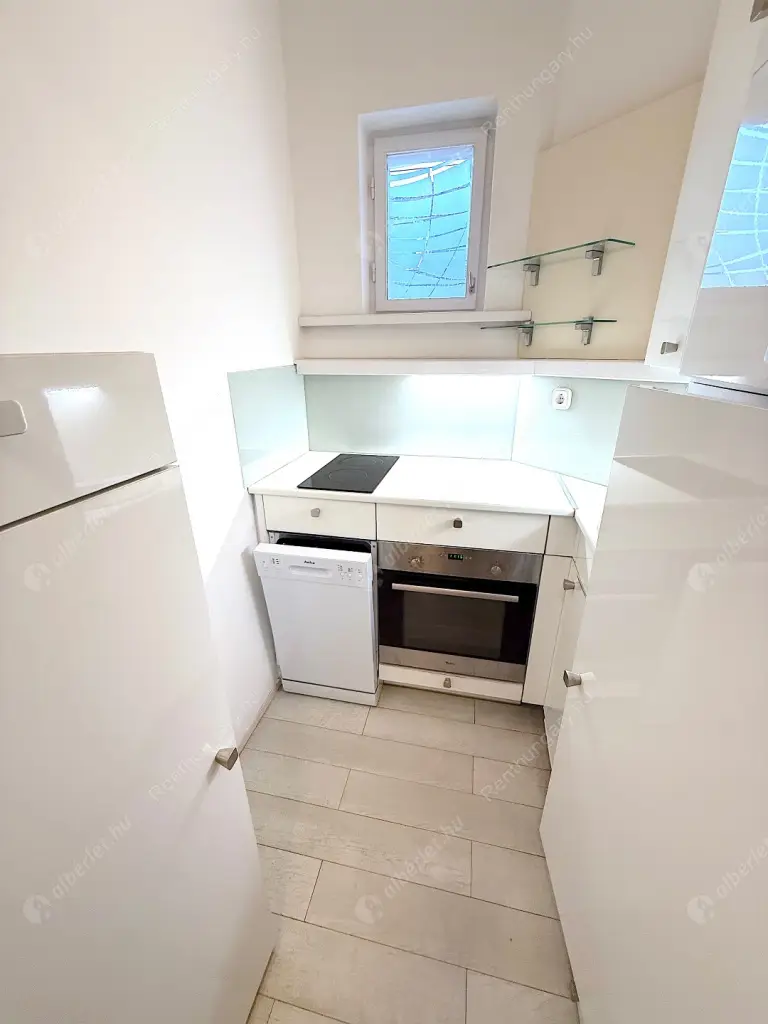 Kiadó albérlet 250000 Ft/hó áron: Budapest, I. kerület  Várfok utca. Mérete: 45 nm, 1 szobás | Alberlet.hu - 6606231