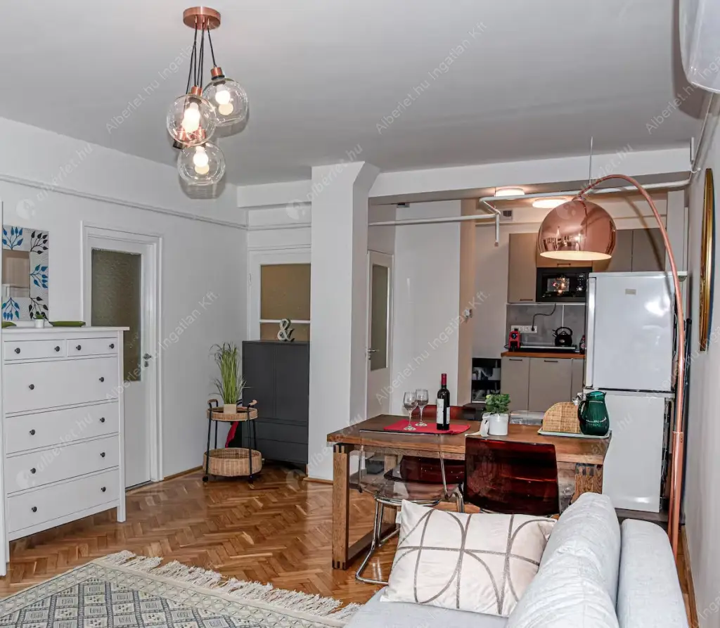 Kiadó albérlet 430000 Ft/hó áron: Budapest, I. kerület  Várfok utca. Mérete: 70 nm, 2 szobás | Alberlet.hu - 6634540